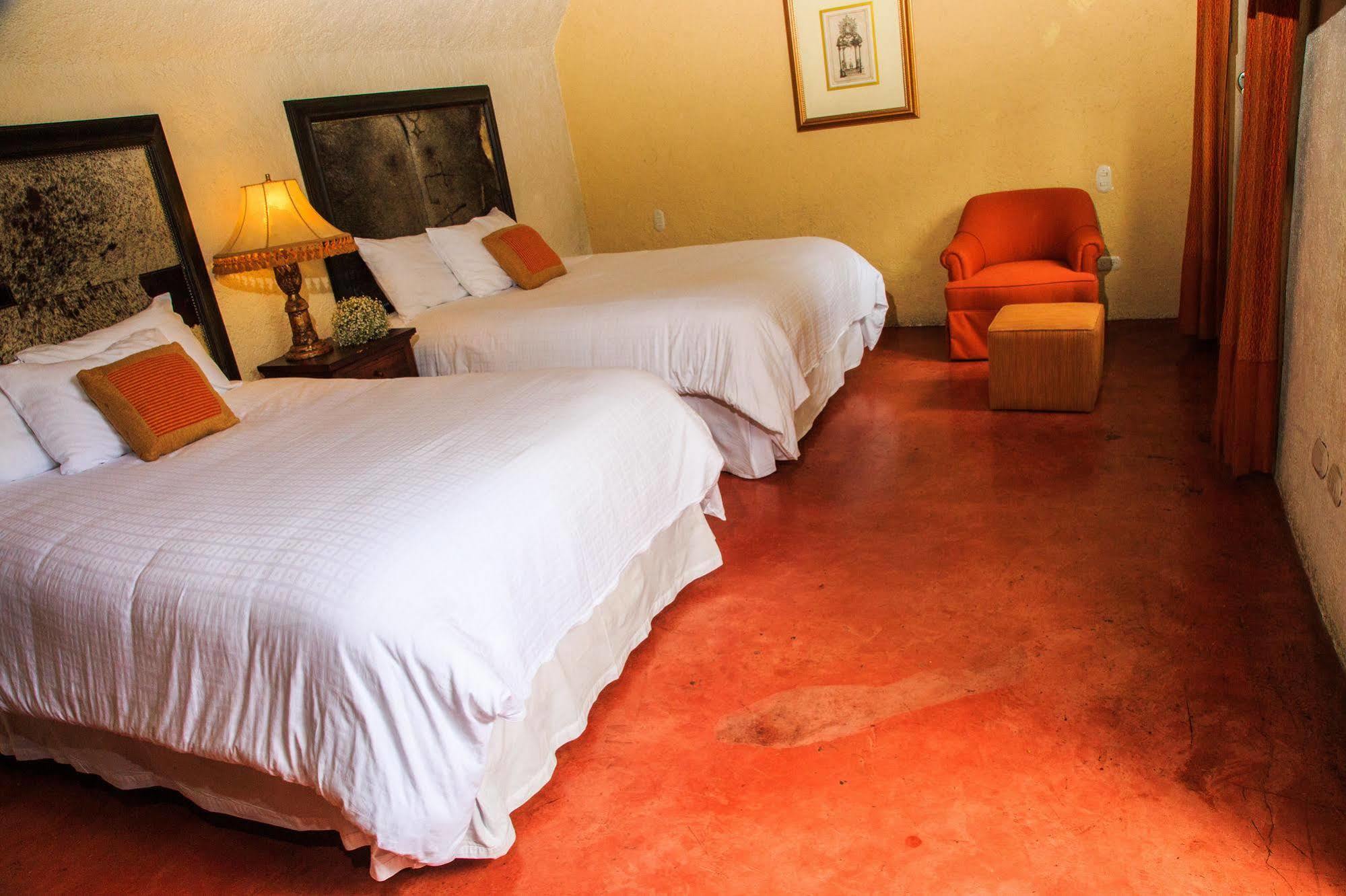 Hotel Lo De Bernal Antigua Eksteriør bilde